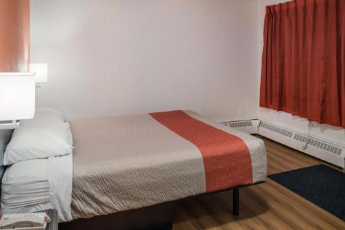 Motel 6-Fort St. John, BC