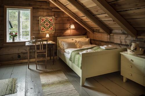 Quadruple Room with Mountain View