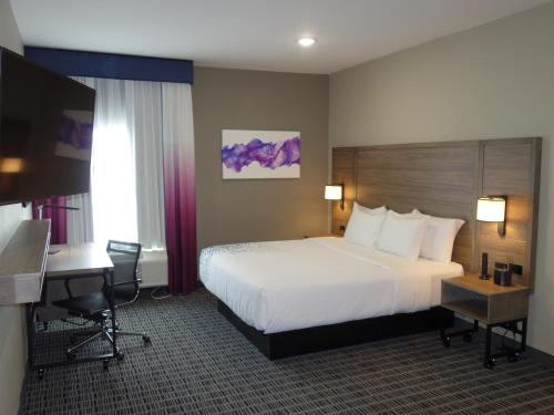 La Quinta by Wyndham San Antonio Alamo City - image 2