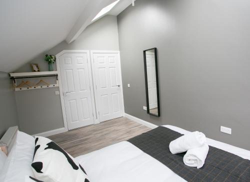 University Road Apartments - image 12