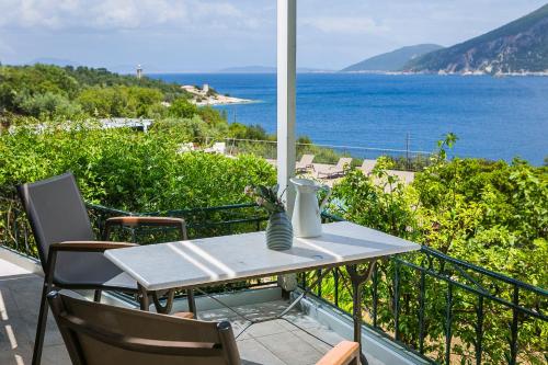 Martini Waterfront Suites in Erisos