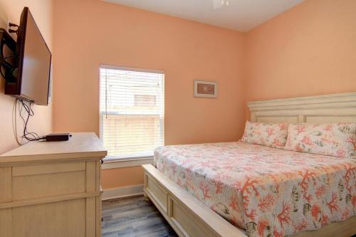 Coral Cottage Apts - main image