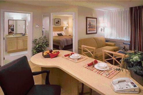 캔들우드 스위트 라피엣 바이 IHG