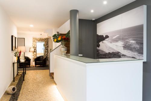 Front desk [24-hour]