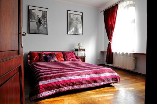 ApartHotel Red Bike - image 9