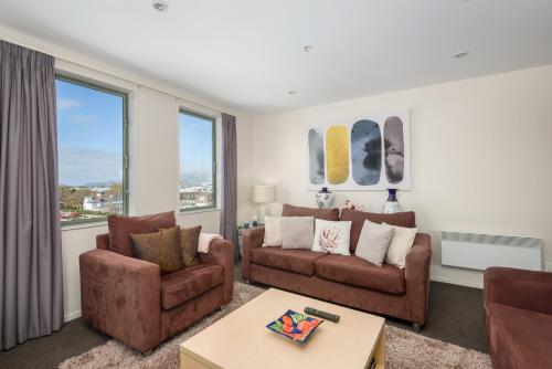 City Center 2bdr apartment with views