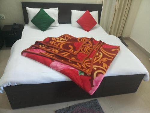 Red Apple Bhowali Nainital In Bhowali India Reviews