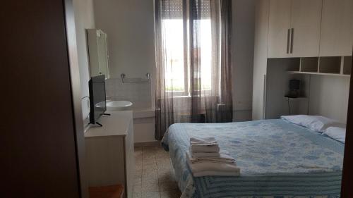 Standard Double Room with Shared Bathroom