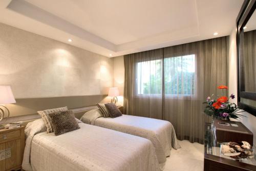 Apt 212 Heaven Beach Apartments, Guadalmansa Playa, Marbella