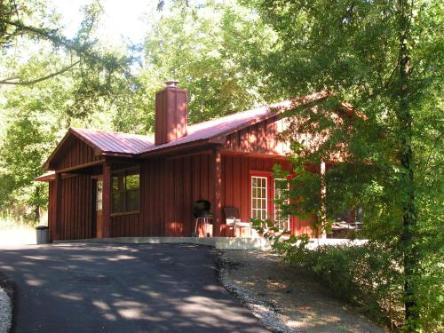 Long Lake Resort - image 2