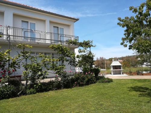  Apartments Granzola in Sukošan