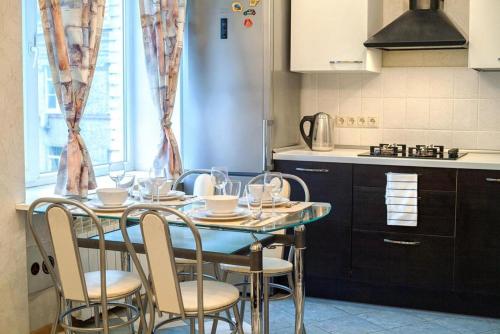 Sunny Apartment Volkov 21 - image 3