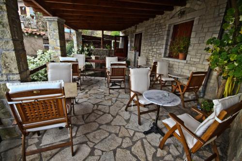 Ilion Hotel - image 12