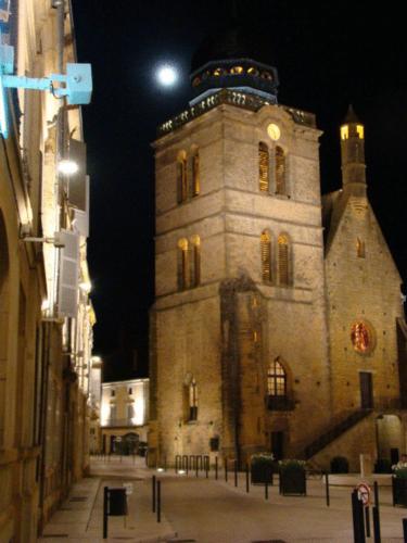 Hostellerie des Trois Pigeons, Paray-le-Monial - 편의 시설/서비스