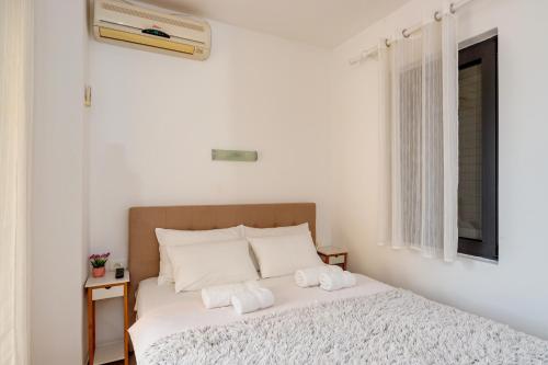 Gregovic Family Apartments - main image