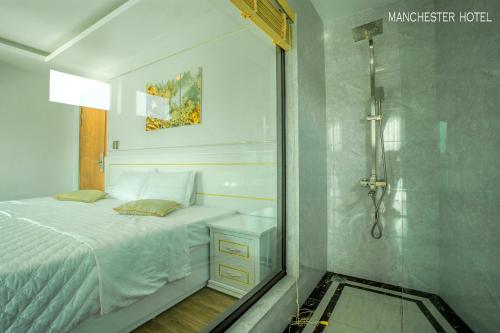 Manchester Hotel Ha Long – Halong