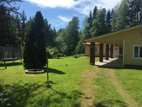 Pyhtää Garden Villa - Accommodation - Pyhtää