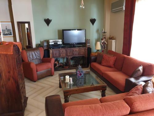  EFI'S HOUSE in Volos