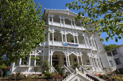 30 Best Ostseebad Sellin Hotels In 2020 Great Savings Reviews