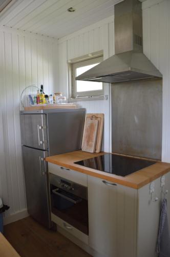 Kitchen, Les Moineaux du Domaine du Moulin in Belhomme