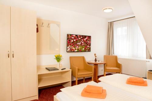 Ferienhotel Bernstein - image 3
