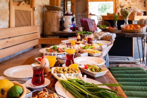 Étterem, 3 Oda Kaş (3 Oda Kas) in Cukurbag