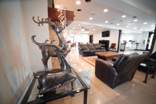 Iron Springs Luxury Lodge & Spa