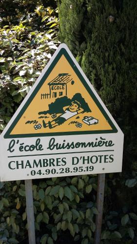 L ECOLE BUISSONNIERE chambre d'hôte Visan