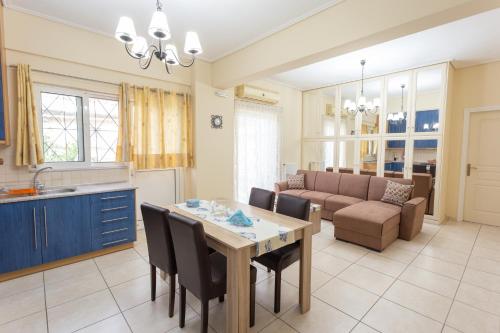  Venetia Apartments in Kalamata