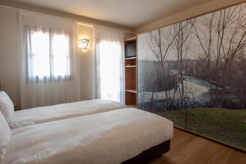 Hotel Elliot - image 9
