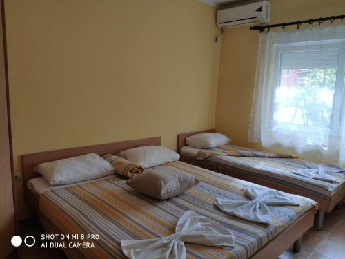 Apartments Brnjada - image 7
