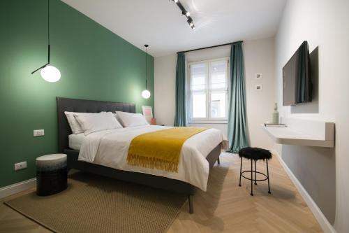 Sphera Bologna, Design Suite under the Two Towers - Bologna Sphera Bologna, Design Suite under the Two Towers - Bologna