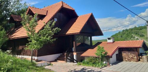  Holiday House Pure Nature, Pension in Lučica