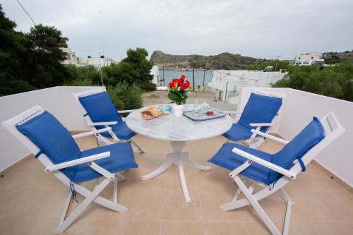  Seaside Apartments, Pension in Kaloi Limenes