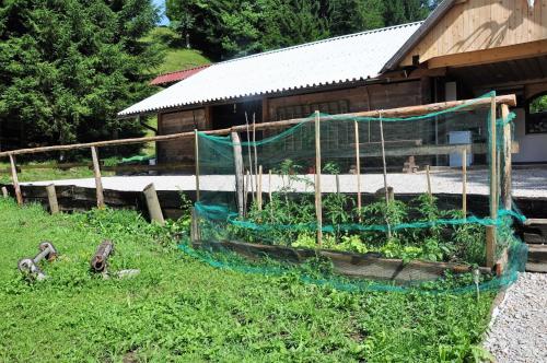 Wooden Cabin Kamna Gorica