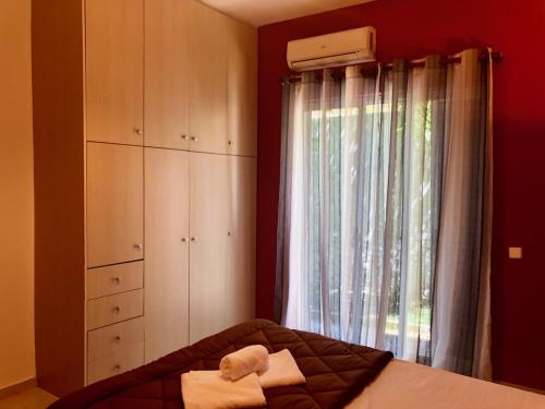  Apartment Kanakis 10 the airport in Spáta
