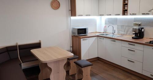 virtuve, Apartman Zatura in Šuňava