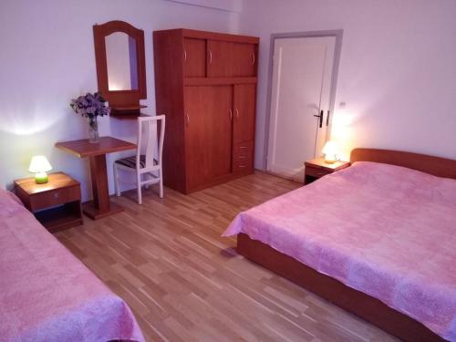  Apartments with a parking space Strmac, Labin - 16505 in Labin