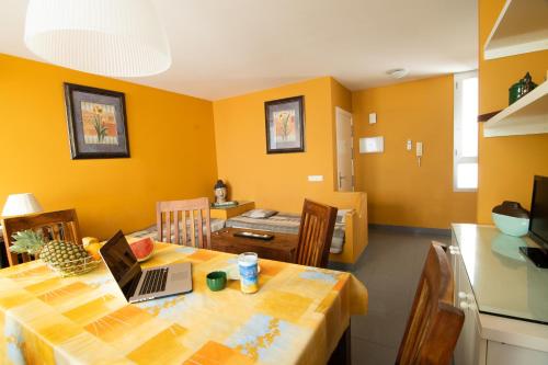 Pub/Lounge, BALCON AL MAR in Adra