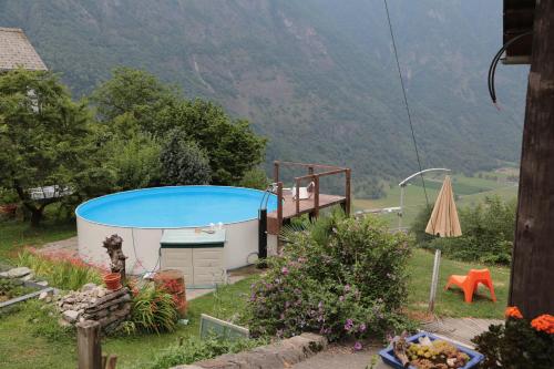 泳池, 卡薩都斯卡住宿加早餐旅館 (Casa Dosc) in 維爾達比奧