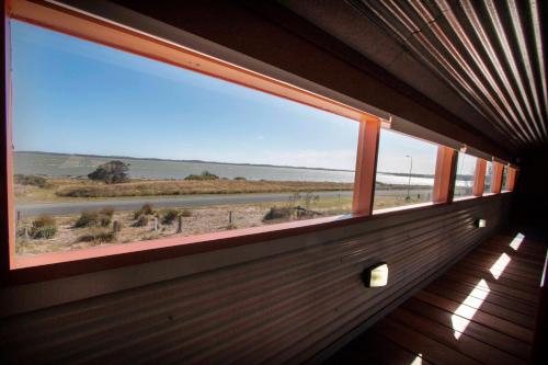 . Coorong Aurora - breathtaking waterfront escape