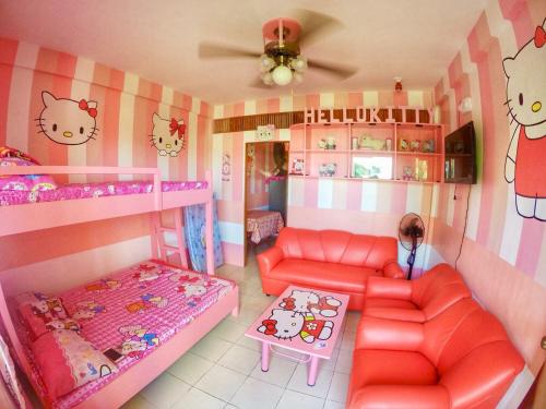 Hello Kitty Tagaytay Staycation good for 10 persons