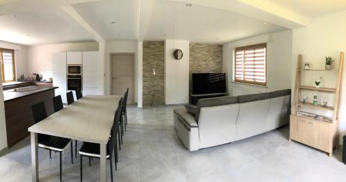 Le contemporain alsacien gîte à louer Lièpvre