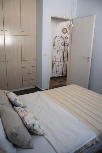  Vrekastro house in Tinos