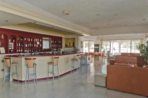 Olympic Hotel – Pigadia, AZ