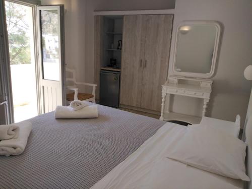 Helios Beach Hotel - image 14