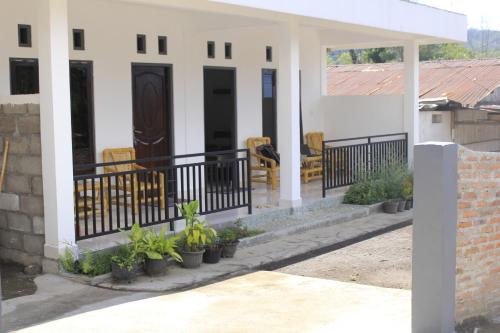 EJA GUEST HOUSE Ende