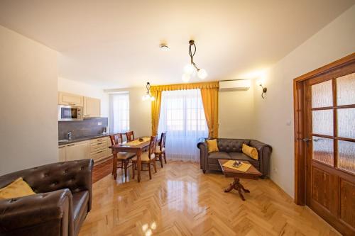 Residence Safari Resort - Chateau in Blizsi Lhota