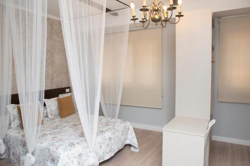 Hostal Kukia - image 12
