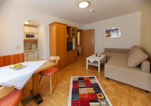 Canisiusbrünnl Room Type - One-Bedroom Apartment